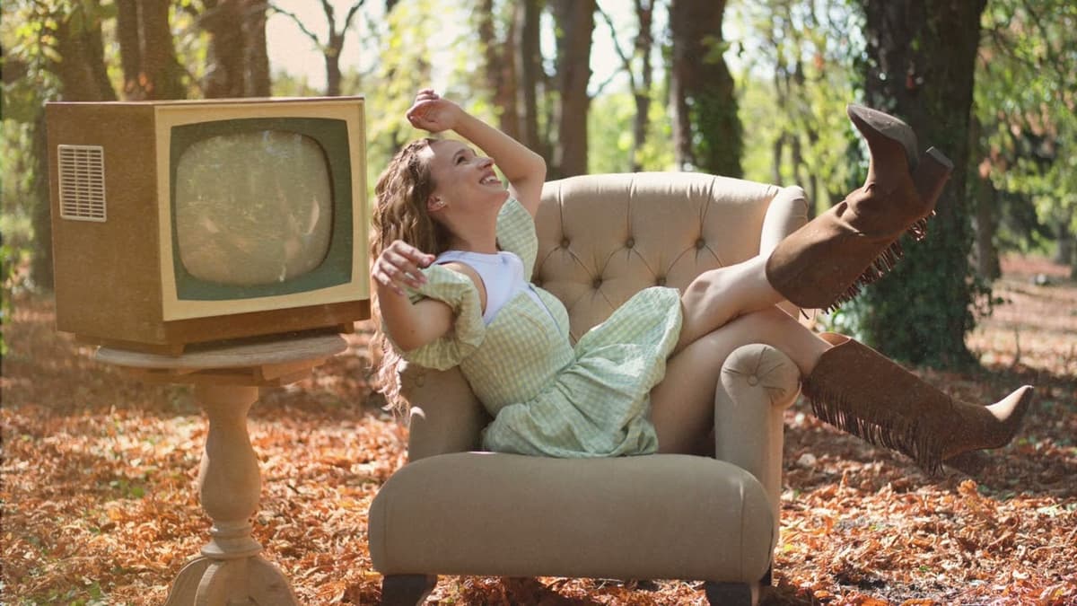 Kristína má novú pesničku: Kým je láska, ŽIADNA PANIKA