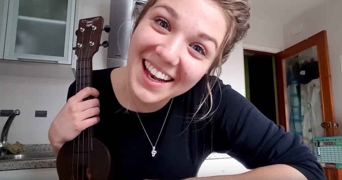 VIDEO: Keď sa krása snúbi s pekným hlasom a talentom