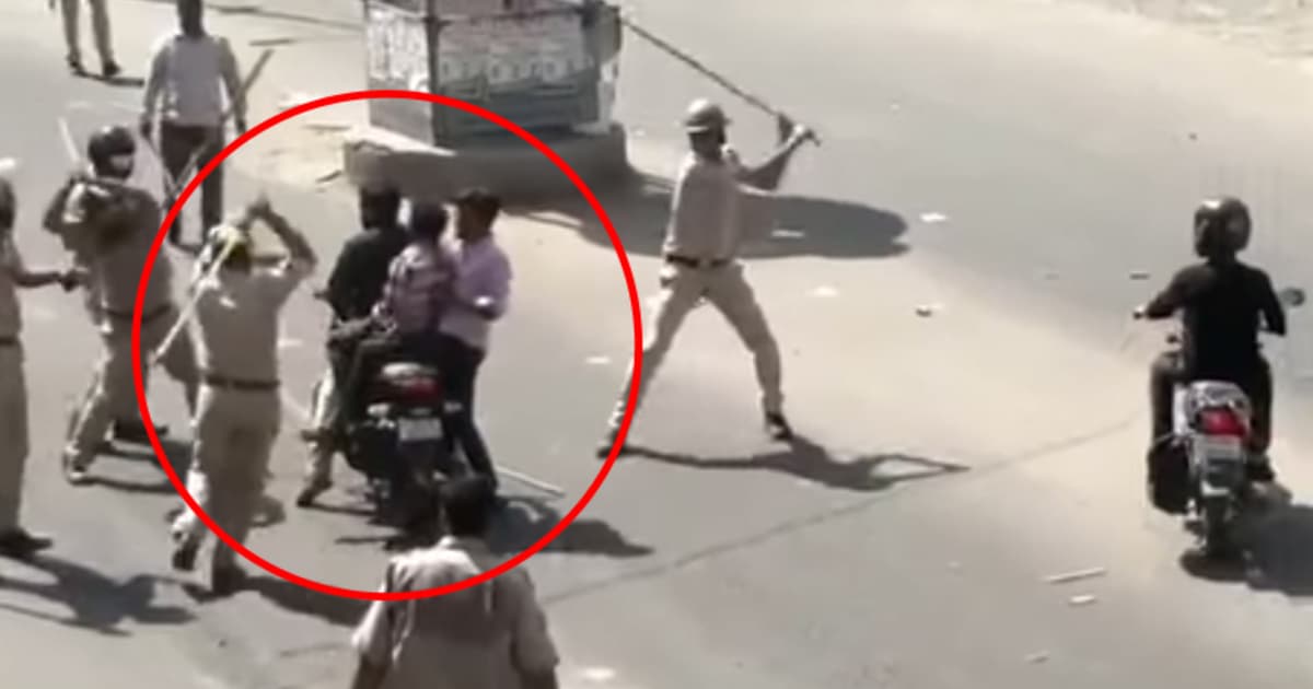 V Indii učia policajti pravidlá cestnej premávky po svojom!