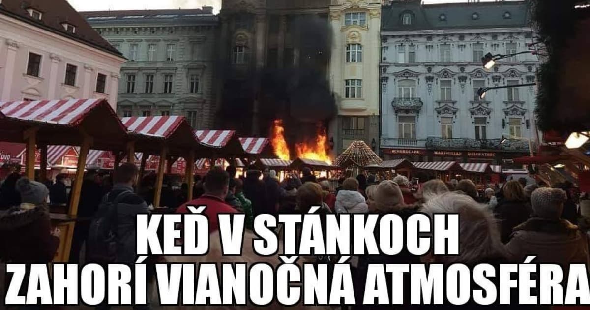 Bratislavské vianočné trhy včera zachvátil požiar. Slovenský internet opäť zaplavili trefné reakcie