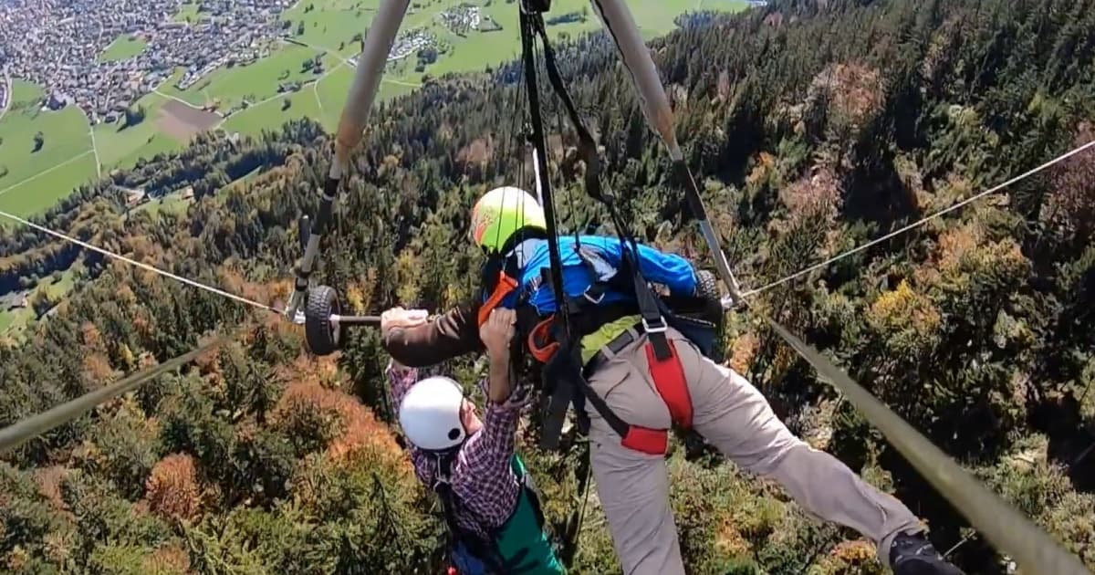 Let rogalom sa zmenil na boj o holý život! Jeden z chlapíkov nebol vôbec pripútaný