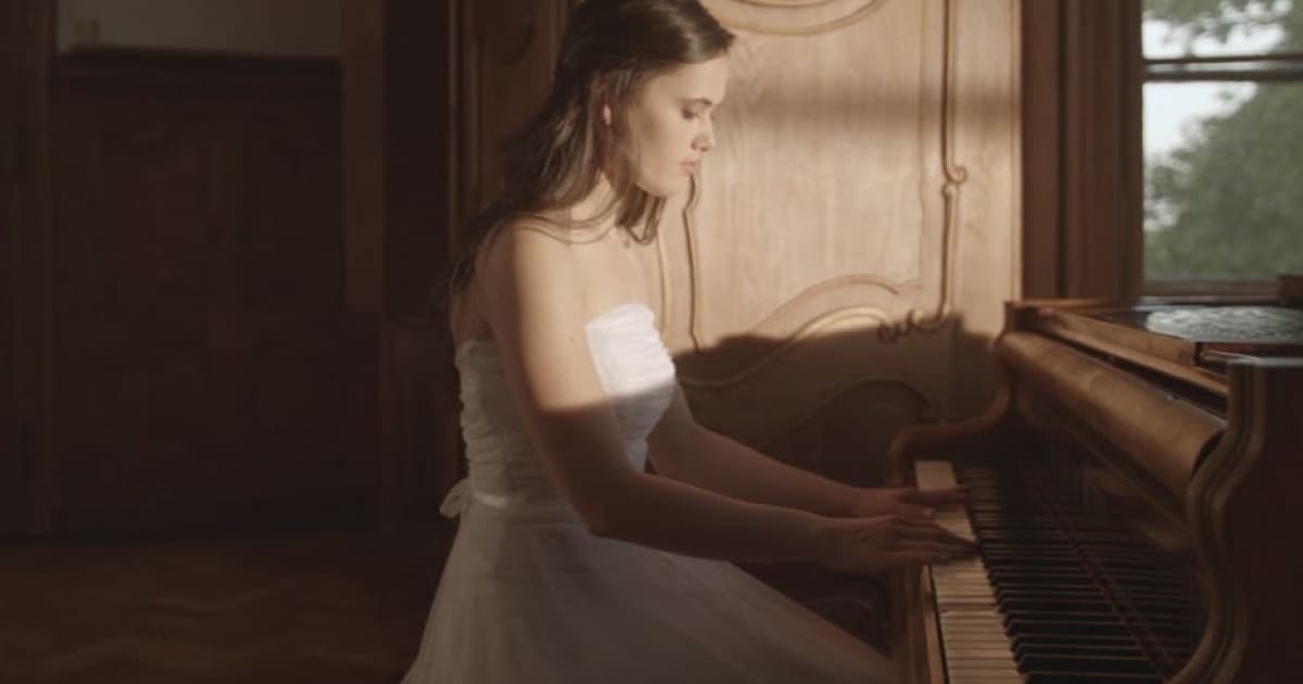 EXKLUZÍVNA PREMIÉRA: Karmen Pál-Baláž predstavuje videoklip k novinke Nádej