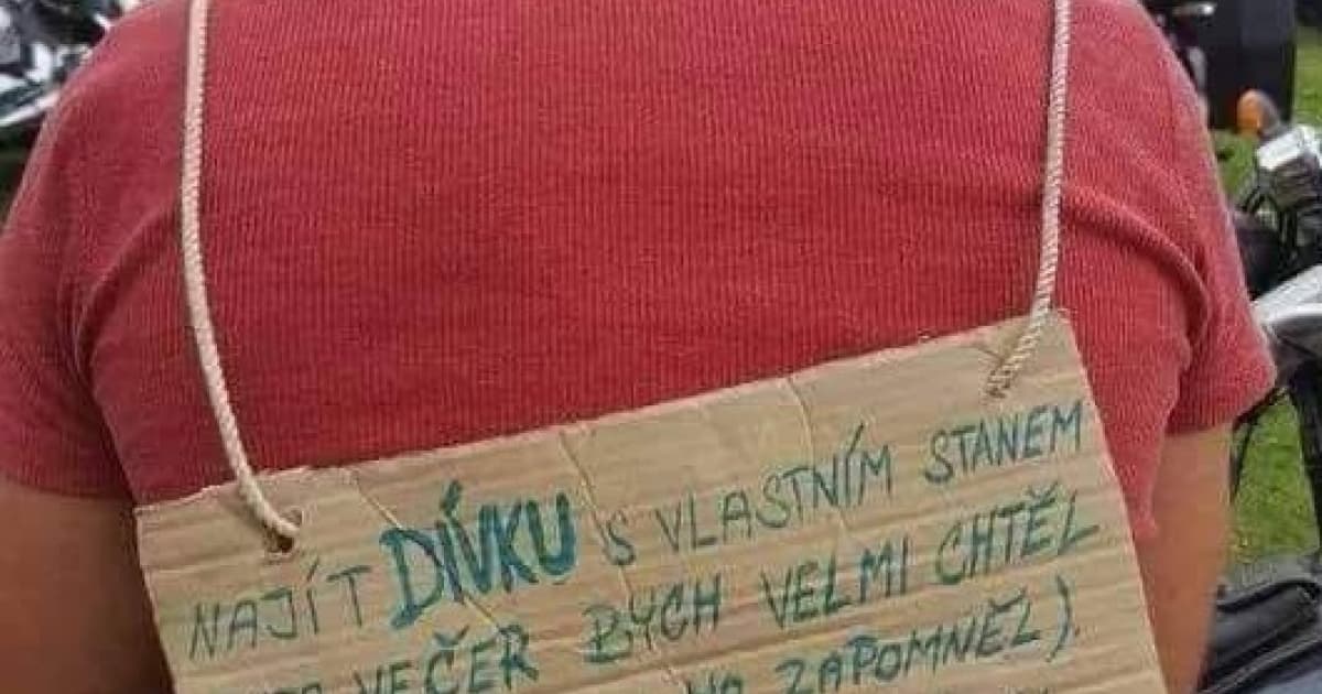 Tento Čech si na motorkársky zraz zabudol vziať stan. Takto sa vynašiel