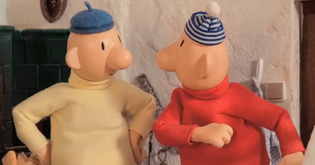 Legendárna dvojica Pat a Mat oslávili 43. narodeniny. Spomínaš si na úplne prvú časť?