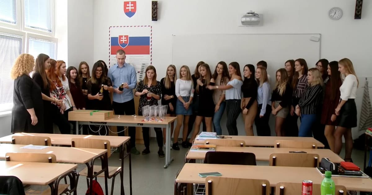 Kradnutie triednej z Obchodnej akadémie v Trnave. Koľko dievčat na jedného chlapca?
