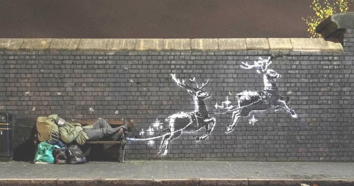 Na ulici v Anglicku sa objavila vianočná maľba. Keď si všimneš detail, pochopíš jej význam