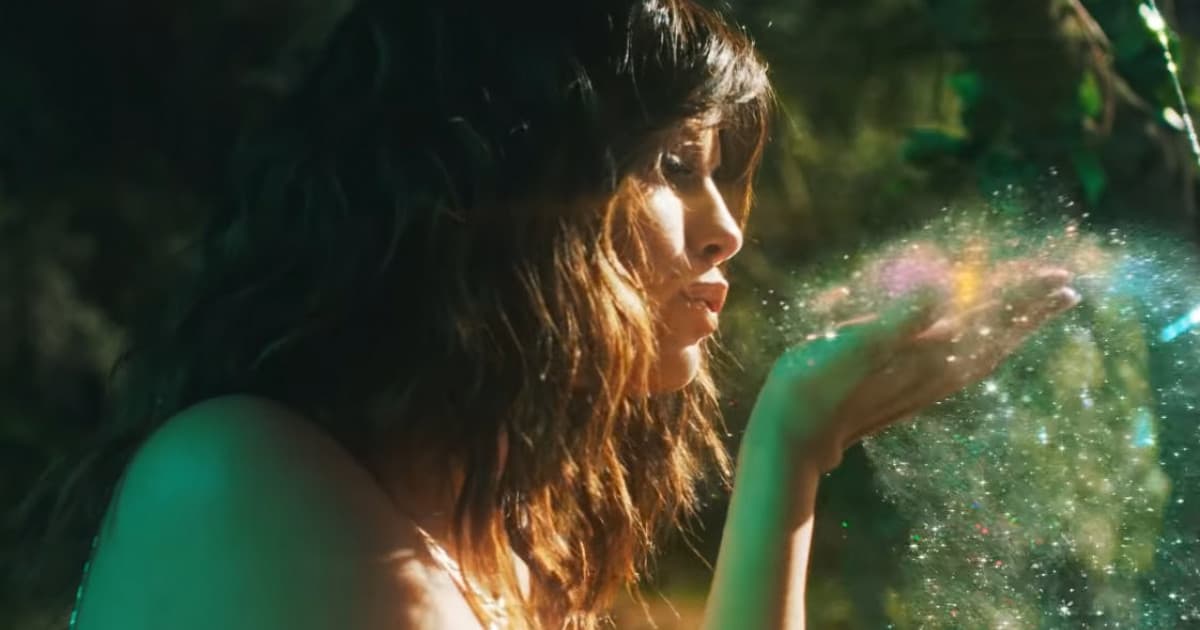 Zmyselná Selena Gomez v novom klipe k skladbe „Rare“