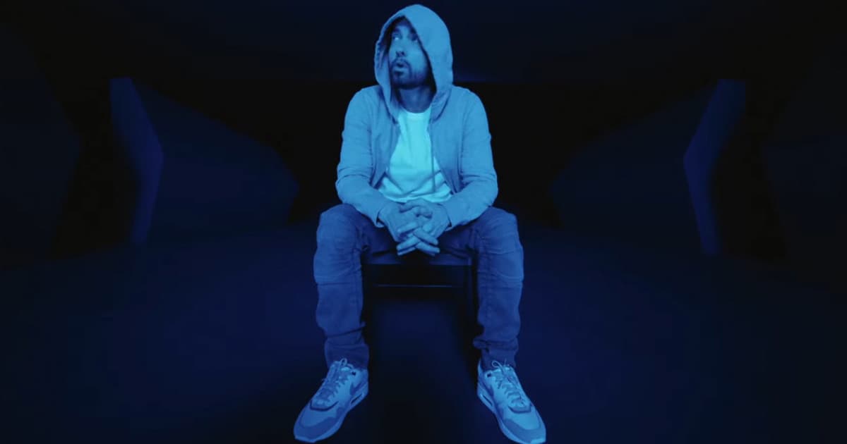 Eminem prekvapivo vydal nový album, toto je titulný videoklip!