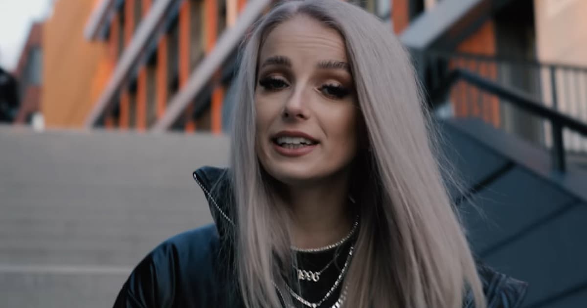 SIMA vydala nový klip. Za jeden deň viac ako stotisíc videní. Tak "Kde je limit?"