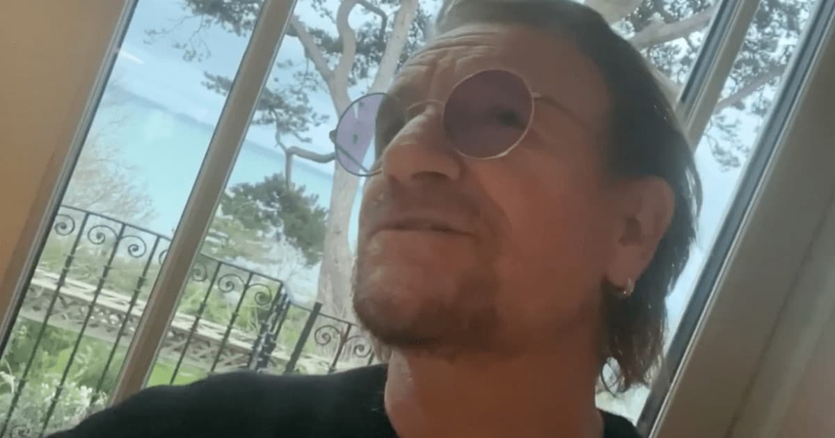 Bono z U2 zložil pieseň o koronavíruse! Inšpirovali ho Taliani a má ľuďom dodať silu