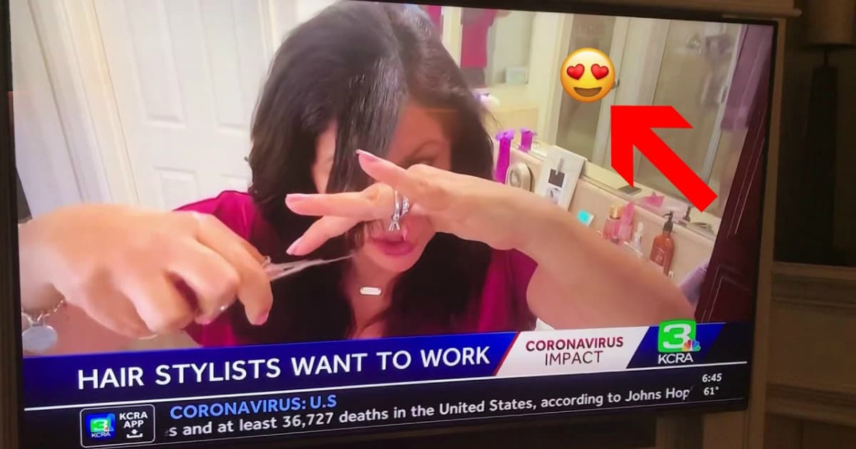Radila, ako sa v karanténe sama ostrihať. Živé vysielanie narušil jej nahý manžel v sprche
