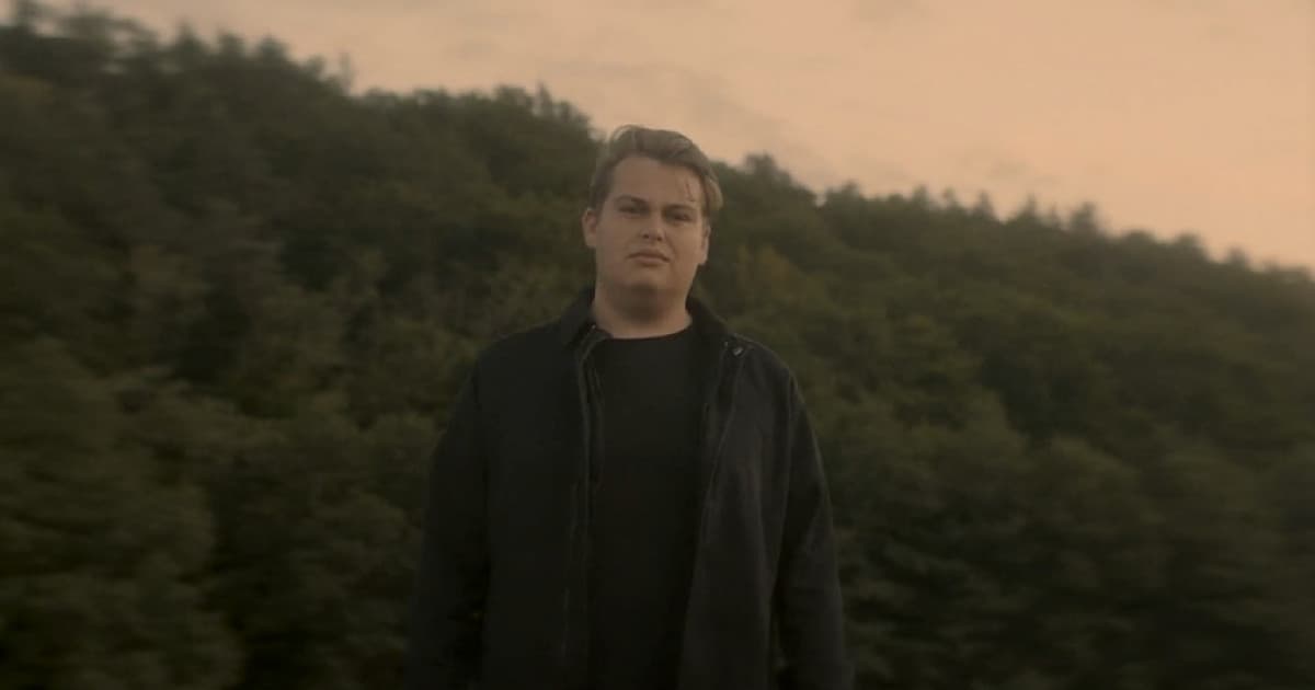 Talentovaný Martin Císar vydáva nový singel Nechaj ma ísť. Adresoval ho ľuďom, ktorí ho v živote ponížili