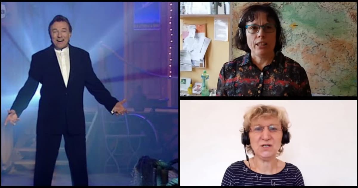 Českí učitelia prespievali hit „Být stále mlád“. Ich pieseň „Učíme dál“ je o slastiach i strastiach online výučby