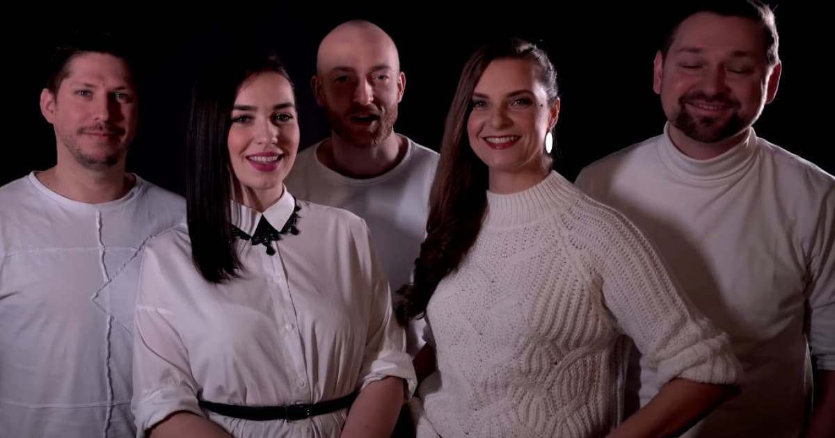 Úžasné acapella spracovanie melódie z filmu Perinbaba