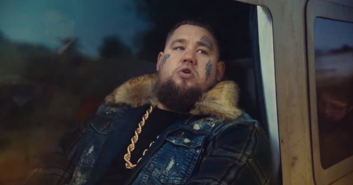 Rag'n'Bone Man je späť! Vo svojej rytmickej novinke ťa vezme na miesta, kde vyrastal