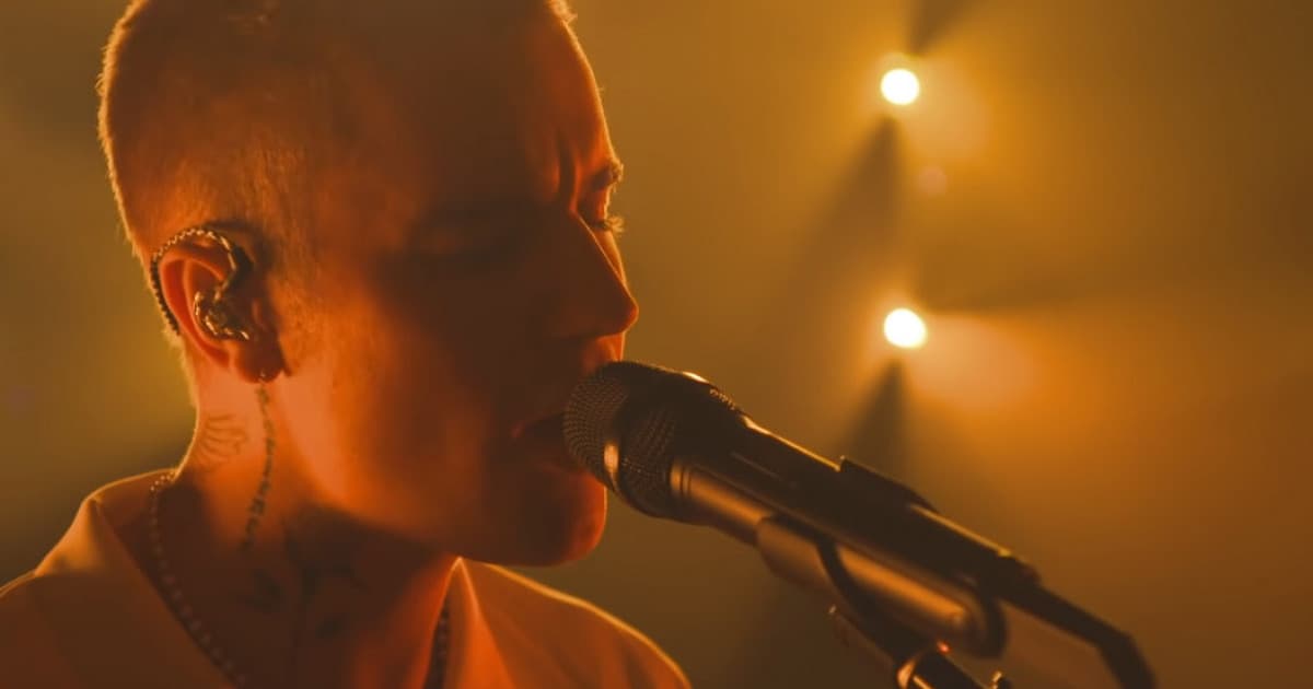 Justin Bieber nahral krásnu živú verziu jeho hitu „Peaches“