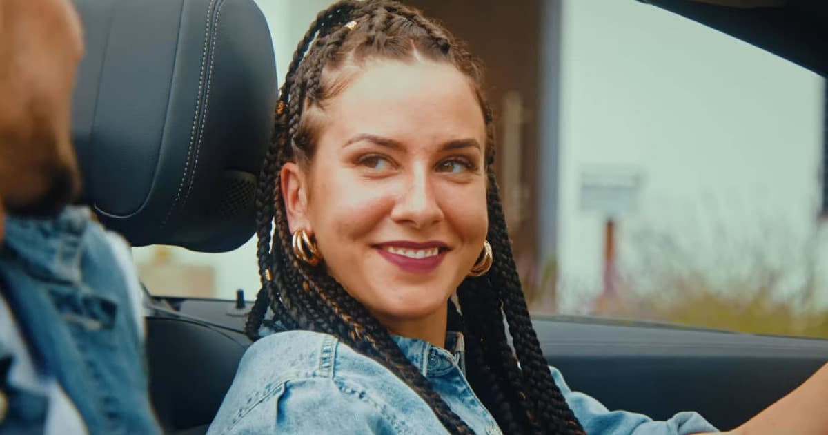 Mladá speváčka LARA MORR predstavuje letný song „Letíme preč“