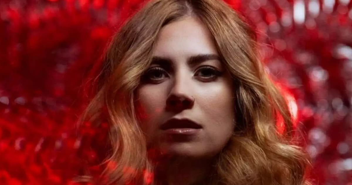 Speváčka Natália Hulejova sa stretla s domácim násilím. O svojich pocitoch rozpovedala v novinke Boľavé