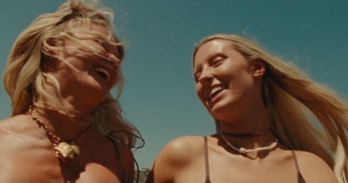 Zara Larsson, David Guetta a ich nový klip k singlu „On My Mind“