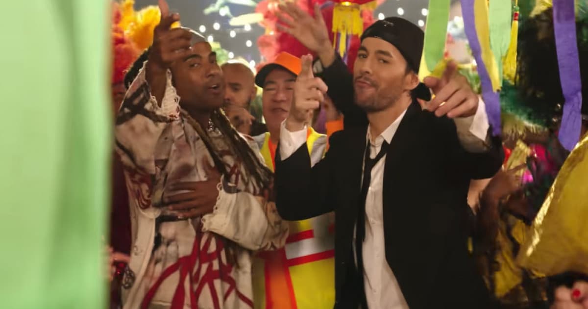 Enrique Iglesias je späť! Jeho nový singel ťa vráti do čias Bailanda