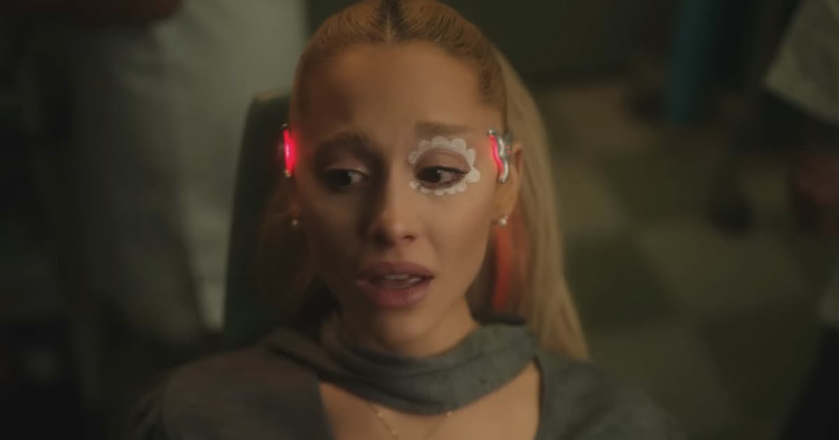 Ariana Grande vydala nový album a s ním aj čerstvý klip