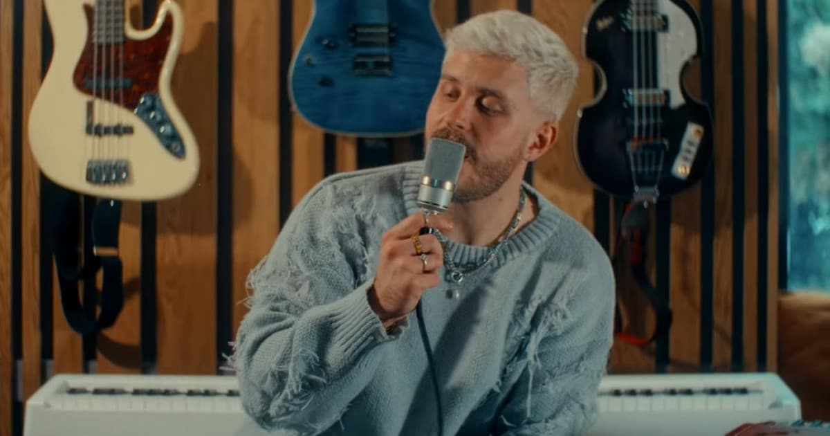 Alan Murin predstavil aj akustickú verziu hitu „Dokola“