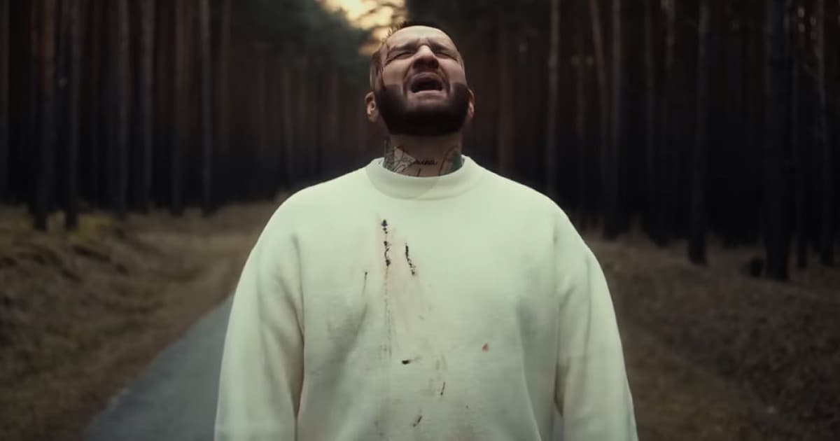 Rytmus vydal po roku novú hudbu: „Vznikala, keď som býval oddelene od mojej rodiny.“
