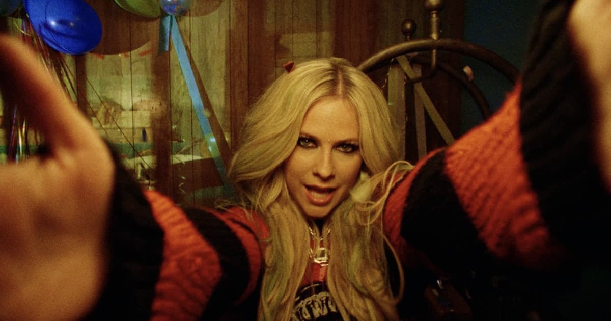 Avril Lavigne a Simple Plan v novom klipe