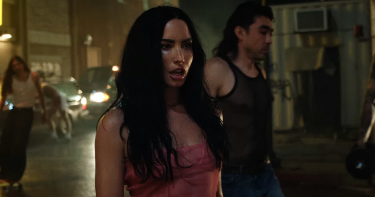 Rýchla, divoká, nezastaviteľná. Demi Lovato prekvapila novým klipom „Fast“