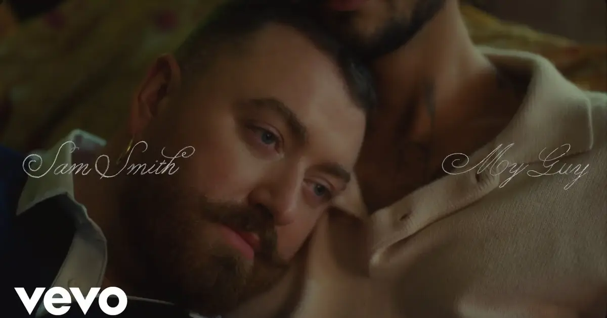 Sam Smith je späť. Novinku „My Guy“ sprevádza emotívny videoklip